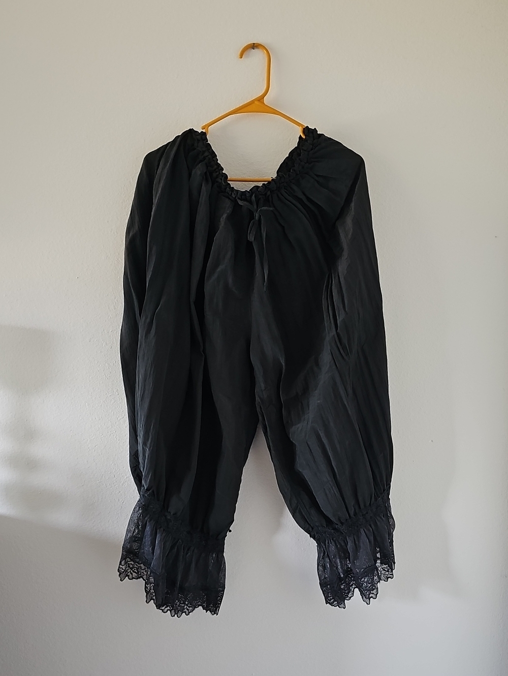●●FREE PEOPLE BLACK/EBONY LACE BLOOMERS NWT SIZE XL●●